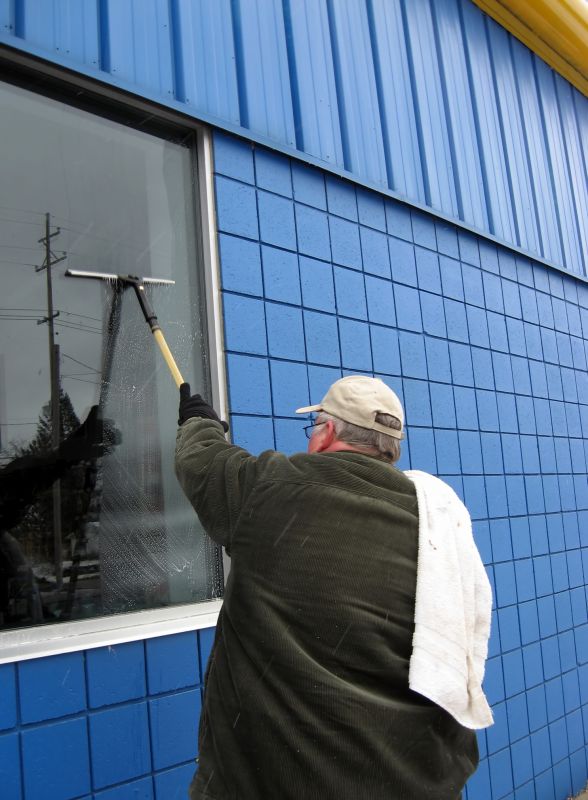 Storefront Window Cleaning in Baltimore, MD